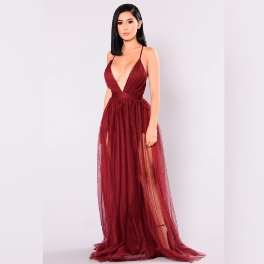 Fashion Nova On the Runway Maxi Dress-Wine